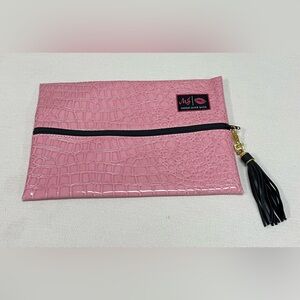 Makeup Junkie Large Bag - Blush Pink Gator - Medium - NWOT